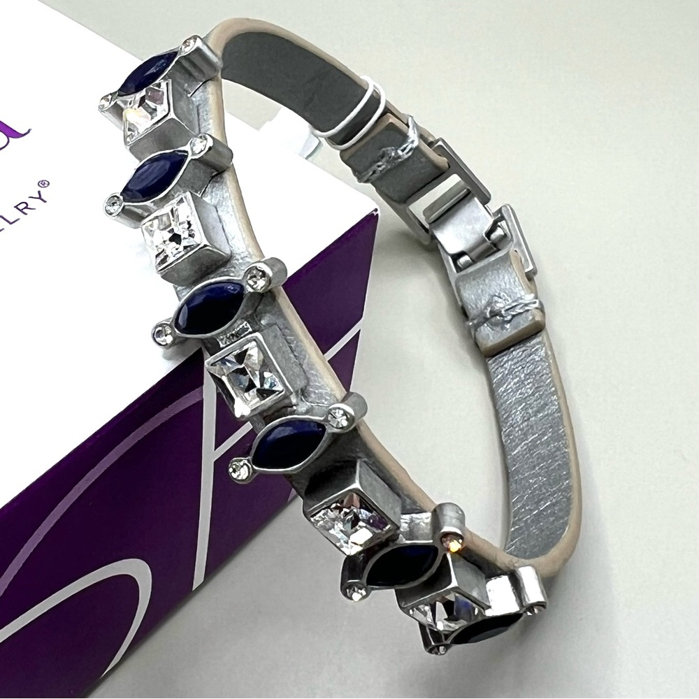 NWT lia sophia "Straight Away" 7” leather bracelet, cut crystals navy blue resin